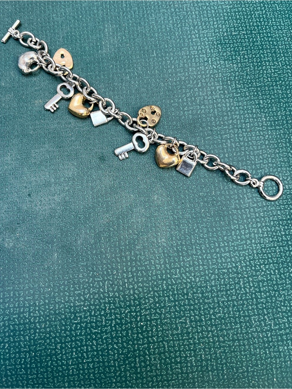 Charm Bracelet with Silver and Gold Tone Keys and Heart Locks - Picture 3 of 3